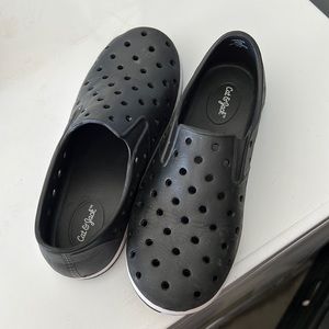 Boys shoes